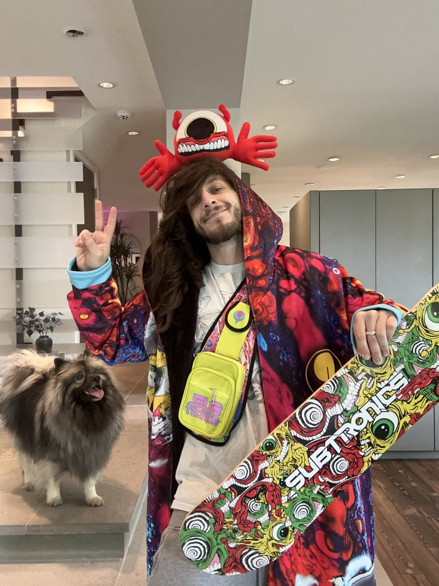 Subtronics's tweet image. TOMORROW @ 2PM EST 🧙🏻‍♂️🛹👜🧸