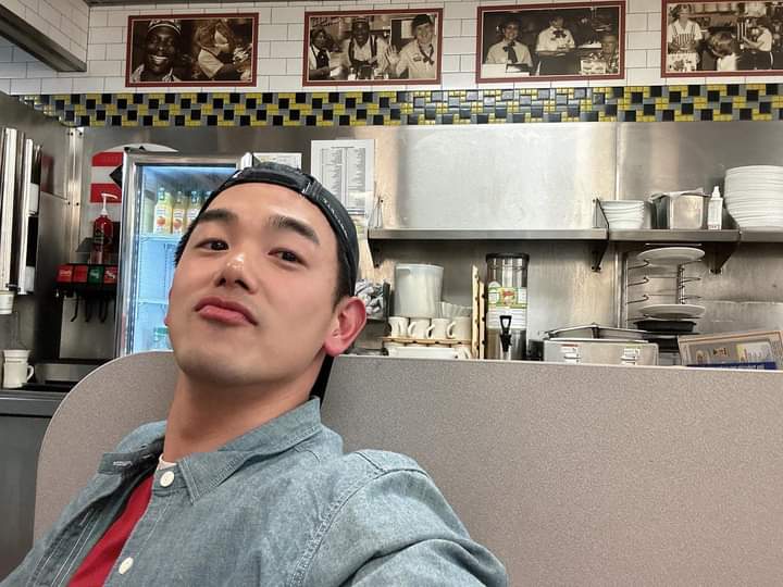 _eric_nam's tweet image. “when ya here…ya gonna see and hear things ya neva wanted… but our food slaps, esp. 3am.” - waffle haus.