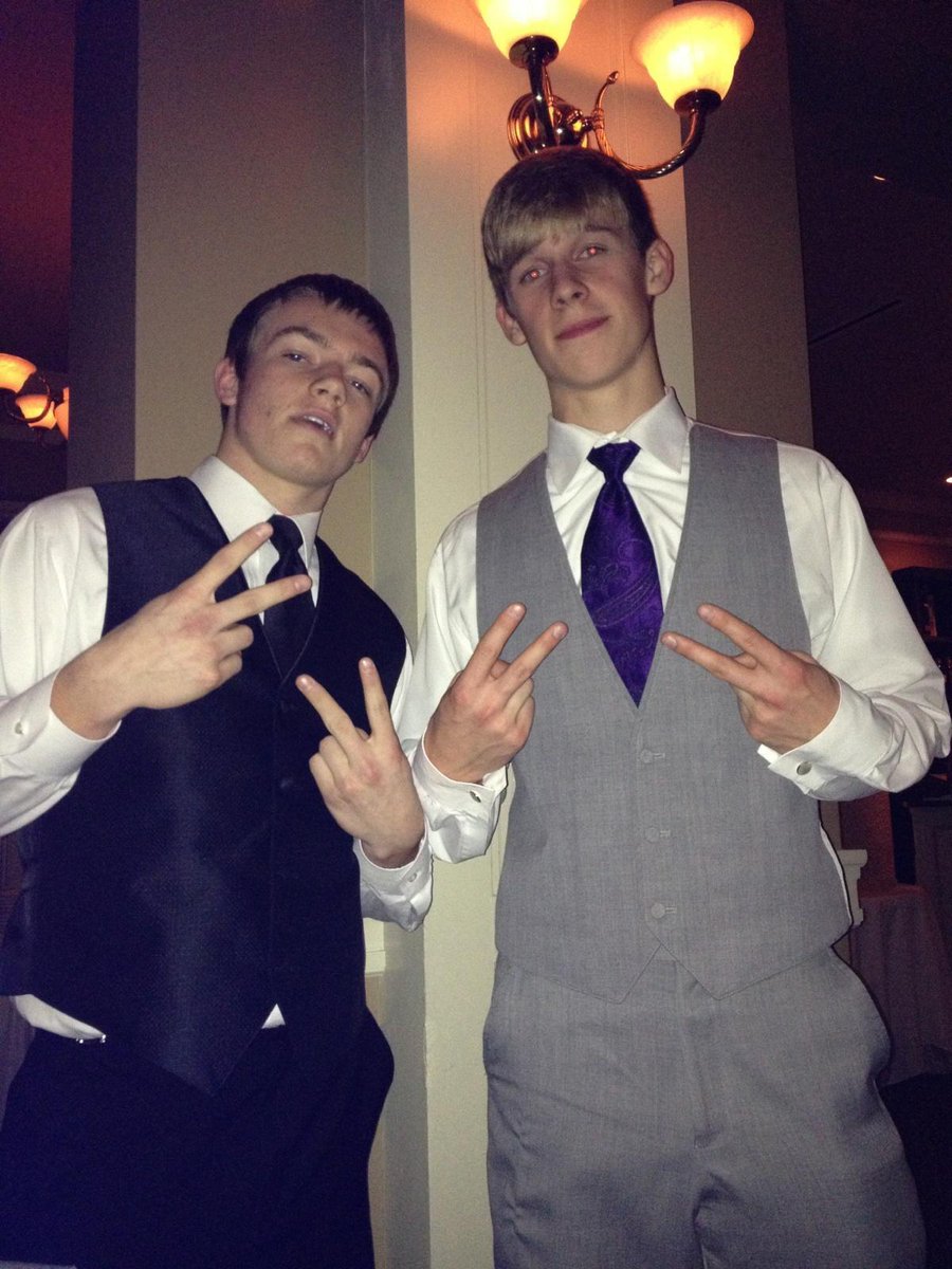 Me and my dapper young friend <a href="/DeShawnWatkinss/">DeShawn Watkins</a>