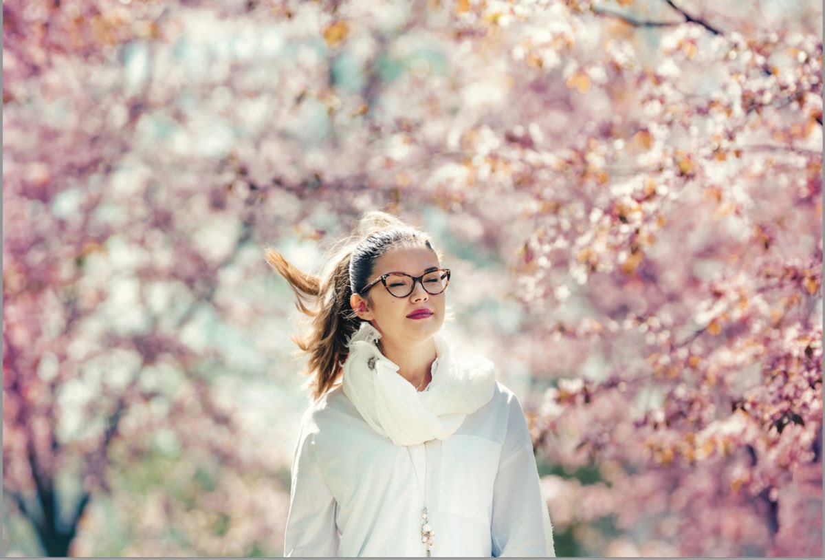 spaon4th's tweet photo. May Day, May Day! Spring is well and truly here. The warm weather has arrived and Mother's Day is next week. Book a relaxing spa date with mum, then head out and enjoy the May flowers.

Call 604-732-4402 to book! https://t.co/fReMV7nSwX