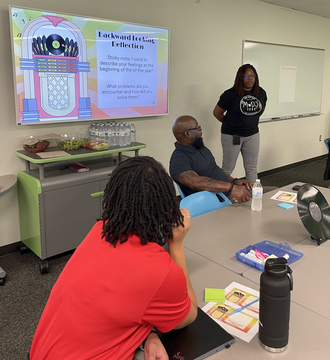 gisdcounseling's tweet photo. New counselors tuned in to some lively music and end of the year reflections today with Mrs. E #YouMatter https://t.co/9raPVNo9wy