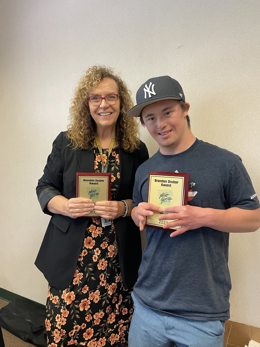 MCSprincipal1's tweet photo. So excited to receive our Brandon Gruber "Never Give Up" plaques for two very deserving 5th graders at our end of year awards assembly. #321Life #WeareBUSD #mchawks https://t.co/bfZGHJ4S0M