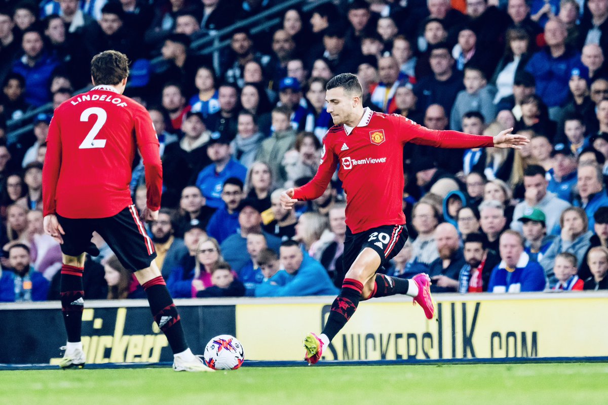ManUtd's tweet photo. ⏰ 3️⃣0️⃣ minutes in the clock. 

#MUFC || #BHAMUN https://t.co/ID2nsm8Z3X