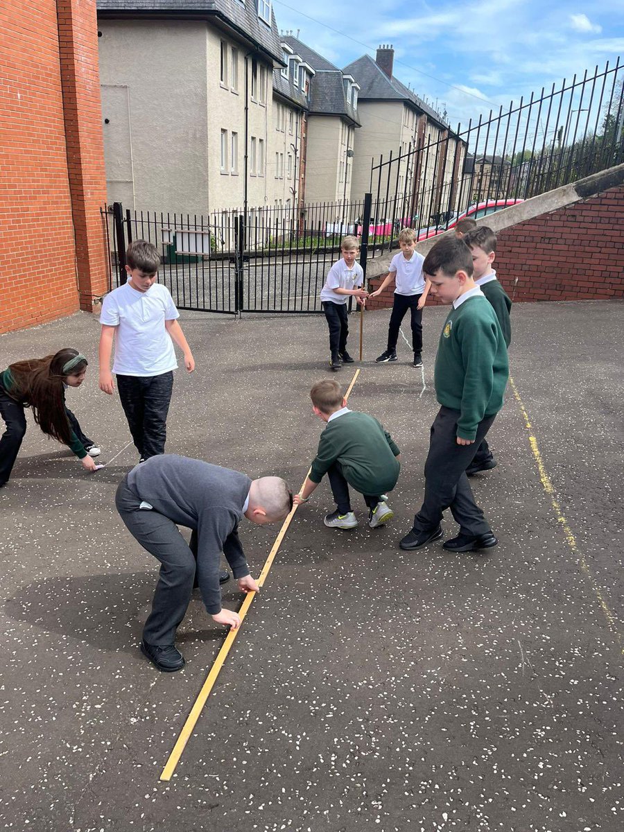 StJohnsPG's tweet image. P5 loved taking their measuring outside today. #MathsInAction