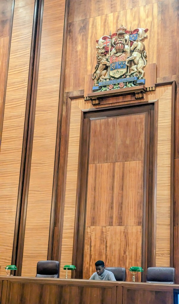 AlphonsaOttawa's tweet photo. Grade 8s just visited the Supreme Court of Canada and we were blown away by the beautiful architecture and the incredible history of this institution. A true symbol of Canadian democracy and the rule of law! #SupremeCourt #Canada #Justice https://t.co/3ziEowHTTZ