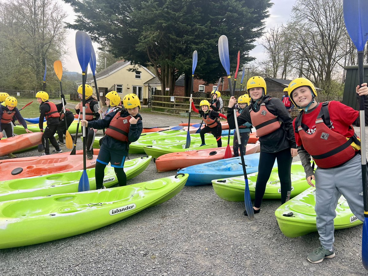 DinasPowysPS's tweet photo. Another amazing day making memories! https://t.co/MYHt6eo7oM