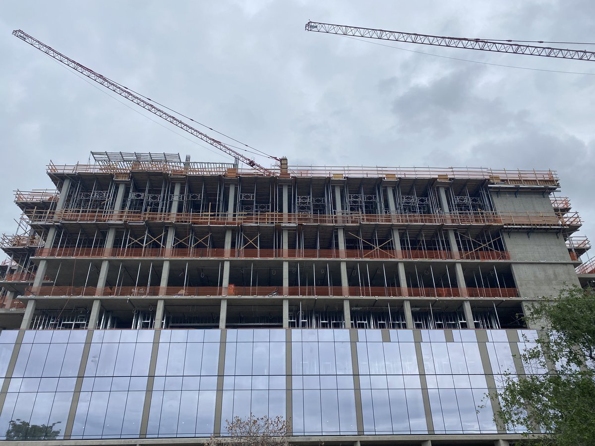 Mayor_Steinberg's tweet photo. Today, we celebrate! The first phase of @UCDAggieSquare is nearly complete. This is inclusive economic development done right. Local hire, anti-displacement, workforce housing, and an economic engine that will bring $5 billion a year to @TheCityofSac. So proud of our community. https://t.co/PqSO0KAPGF