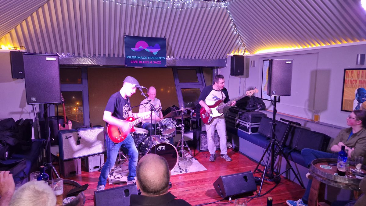 pilgrimagelive's tweet photo. Thanks again to our wonderful partners @WaterfordWhisky the dram of gorgeous Cuvée went down a treat! 🥃😋😘 Also congrats to our prize winners on the night & The Phat Cow for their support.
#TheVic #DeltaDogs #keepingthebluesalive #liveblues #Tramore #Waterford https://t.co/6uFIFV9BLP