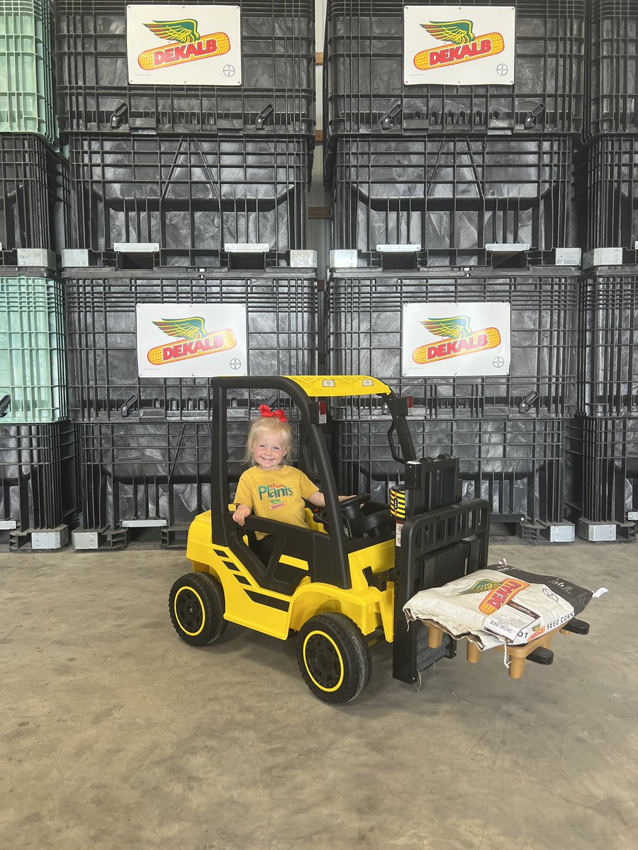 Prest Ag (@prestbrian_deb) on Twitter photo Let’s plant some Corn 🌽 <a href="/Asgrow_DEKALB/">DEKALB Asgrow Seed</a> <a href="/Bayer4Crops/">Bayer | Crop Science</a> #nextgenerationfarmer #happiestwhenshesinatractor Let’s plant some Corn 🌽 <a href="/Asgrow_DEKALB/">DEKALB Asgrow Seed</a> <a href="/Bayer4Crops/">Bayer | Crop Science</a> #nextgenerationfarmer #happiestwhenshesinatractor