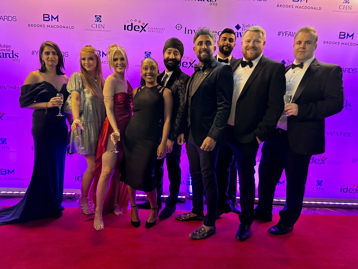 FREEZE_debt's tweet photo. We are up for the customer service team of the year 2023! What a team!!

@YorksFSAwards 
#yfawards https://t.co/jeeyN4Z0u9
