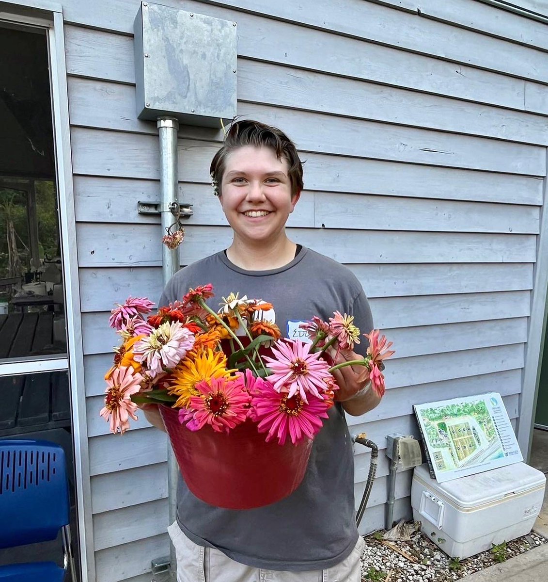 Spring 2023 Intern Highlights

Meet Eddie! He is a sophomore majoring in biology and minoring in entomology. This is his second semester on the farm. Eddie’s favorite part about being an intern is getting to interact with all of the interns, volunteers, and people on the farm!