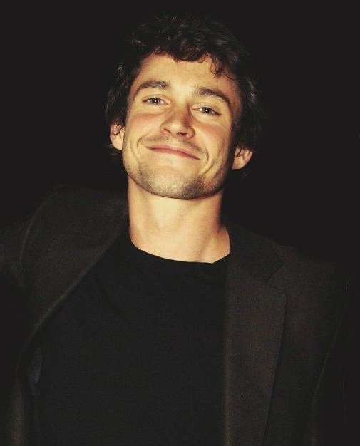 dailydancy's tweet photo. I just wanna pinch his cheeks and shake him like a baby https://t.co/wf1NAi65xi