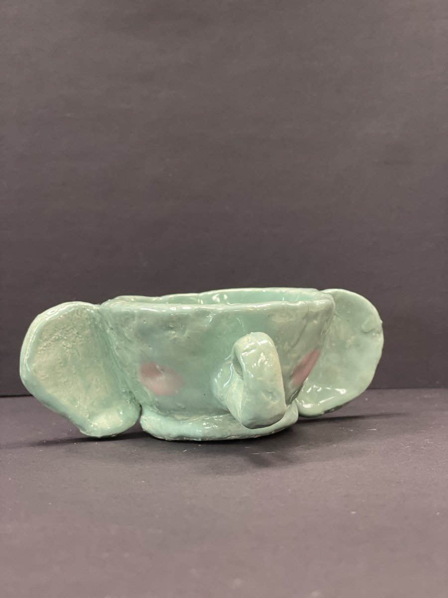 Some really beautiful pinch pots came out of the kiln today by students in ceramics I! 
Work by Nicole, Tiana, and Brianna