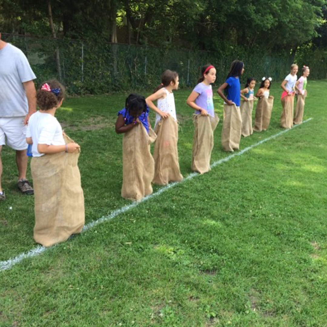 Throwback to some fun and games throughout the years including: the Egg and Spoon Race, Pie Eating Contest, Sack Race and the Penny Scramble

#evanston4thofjuly #4thofjuly #evanston #100 #throwback #throwbackthursday #games