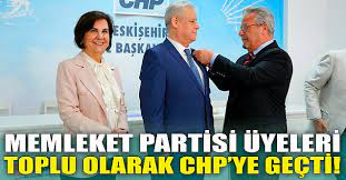 Memleket Partisi Eskişehir'den CHP'ye toplu geçiş

Memleket Partisi'nden istifa eden eski il Başkanı Baki Dündar, eski il ve ilçe yöneticileri ile Memleket Partisi eski üyeleri bugün CHP'ye toplu geçiş yaptı...