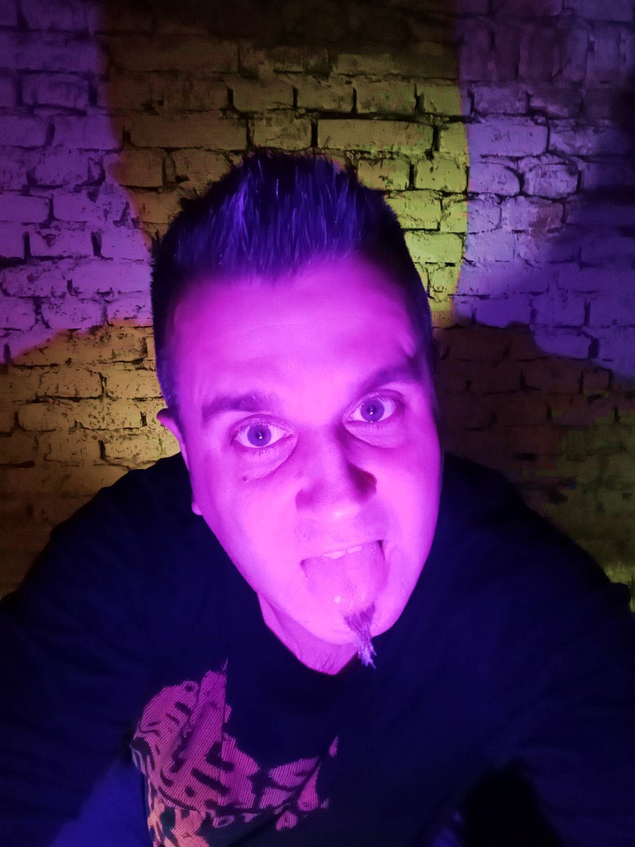 beattraax's tweet photo. 📷 PL: Sprawdź moją najnowszą twórczość muzyczną na https://t.co/4twffLi05O 📷
📷 Check out my newest music at https://t.co/4twffLi05O 📷
#beattraax #music #techno #rave #club #retroclub #retro #dance #electronic #house #electrohouse #trance #minimal https://t.co/5MNueMGXXr