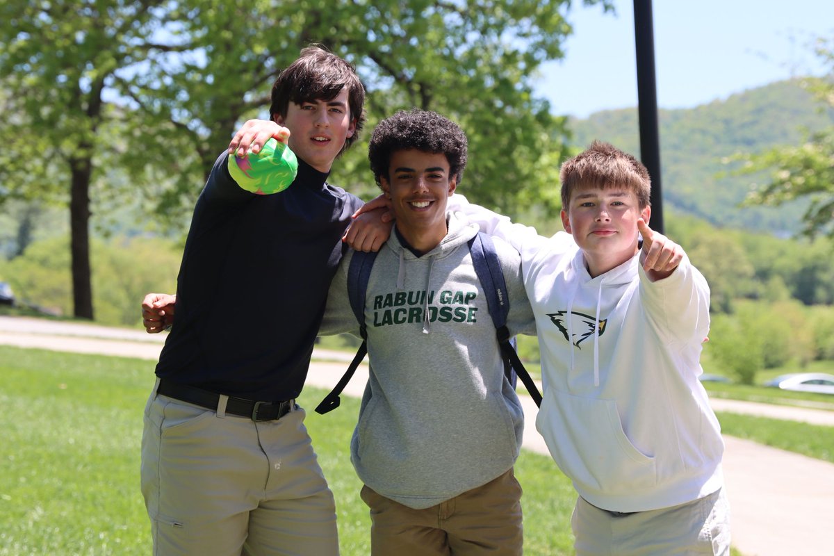 Rabun Gap-Nacoochee School tweet media