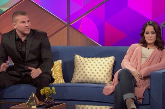 'Teen Mom' News Pile: Jenelle Evans gives update on Nathan Griffith's parenting; Maci Bookout reveals odd gift Larry Edwards once gave her & more #TeenMom news: https://t.co/Qv23d6Zkr0 https://t.co/pJUPYIjmvy