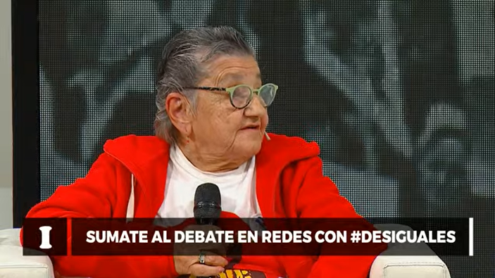 ZaidaChmaruk's tweet photo. "Yo fui testigo en el juicio a las juntas, Strassera y Moreno Ocampo eran quienes me hacían las preguntas y me tomaban testimonio. Por eso que ahora diga esto es una vergüenza mayor todavía", Iris Pereyra de Avellaneda en #Desiguales https://t.co/8EVUGXE7hR
