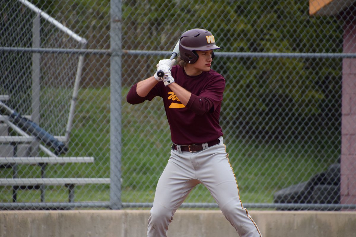 The Warriors take home <a href="/TheCrownConfer/">Crown Conference</a> title with a win over the always tough NDCL Lions!

Warriors: 8
Lions: 2

<a href="/joey25362/">Joey Canzoni</a> 3-4 2 2B 2RBI 2R
<a href="/ZachHalligan/">Zach Halligan</a> 3-4 2B RBI
<a href="/topher_salek9/">Topher Salek</a> 1-2 RBI
<a href="/GabeGardner12/">Gabe Gardner</a> 1-1

<a href="/MatthewSerdinak/">Matt Serdinak</a> 7IP 7H 2R 2ER 4K 🐶 

#Warriorson3Heaveon6Loveon9