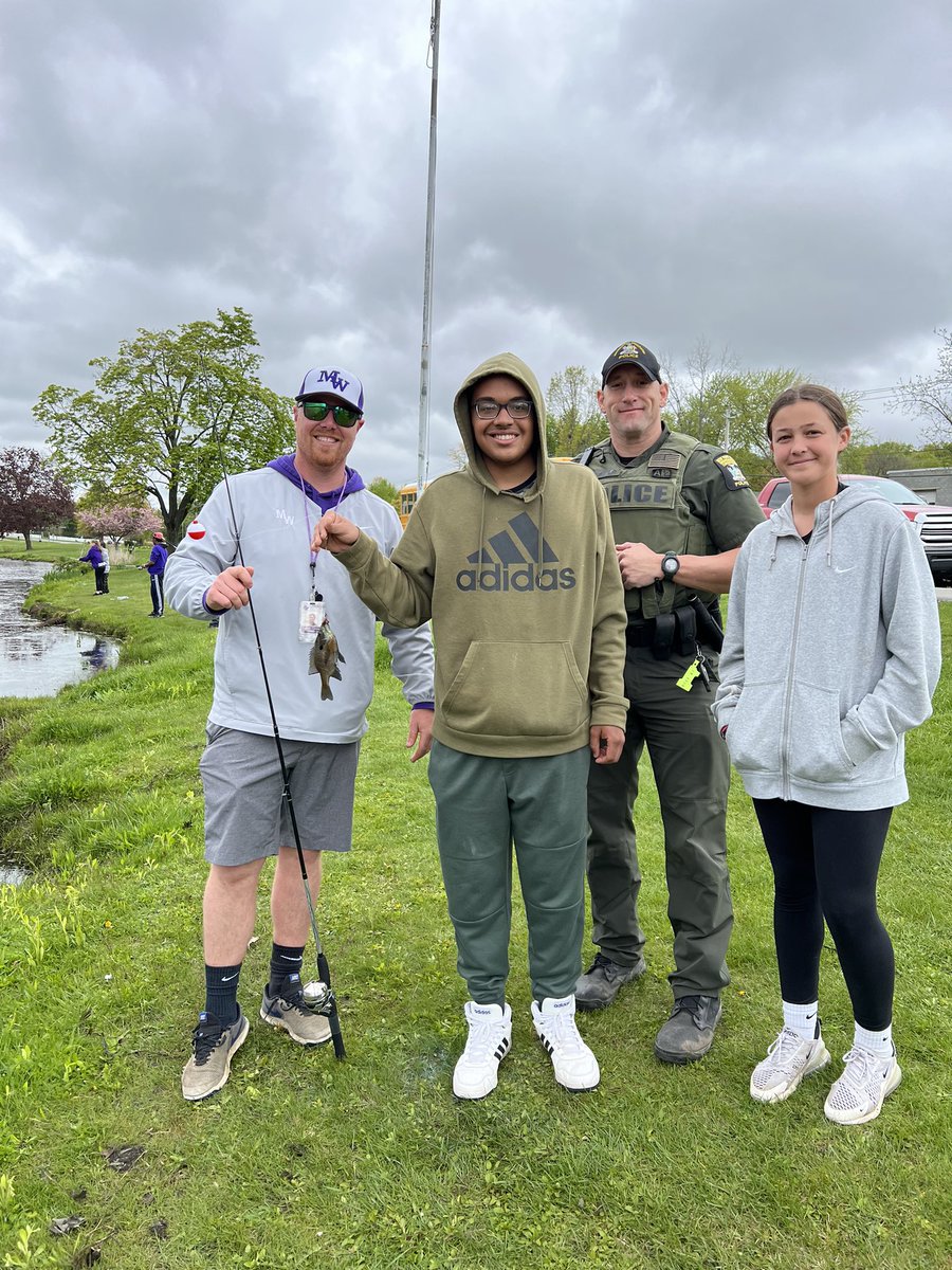 the_real_coachT's tweet photo. Awesome day fishing with our Unified students and members of MW athletic club! A special thank you to Officer Schneider and the @NYSDEC for coming out and helping our students have a successful fishing adventure 🎣! @MWathletics_ @SectionIXSports @MWschools https://t.co/55Dod1M197
