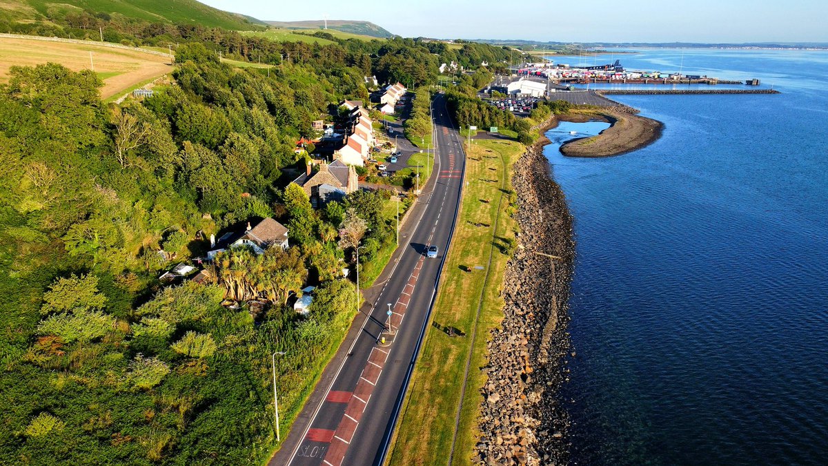 Darkskypark's tweet image. Flying high above our wee village here in #DumfriesAndGalloway #Scotland.. This is #Cairnryan village in South West Scotland, the blue waters you can see are the shoes of #Lochryan, looking forward to the town of #Stranraer.
Picture taken by: @Dg9Drones Pulse2PulseUK networks.