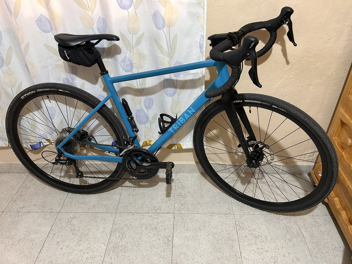 pucaleitor's tweet photo. @BicitlanRadio La pitufina. https://t.co/jAKEW1mhQT