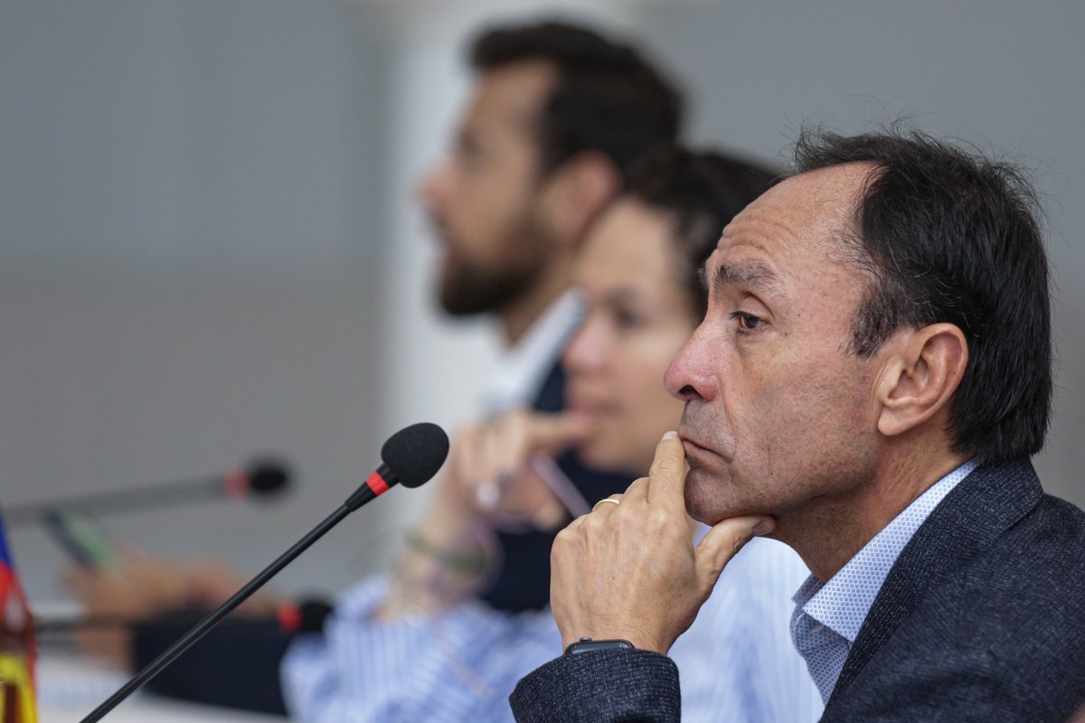MindepChile's tweet photo. El ministro Pizarro se encuentra en Colombia 🇨🇴participando de la Cumbre Americana del Deporte.
Allí, además, participó de una nueva asamblea del Consejo Sudamericano del Deporte #Consude https://t.co/uJFWnvtsek