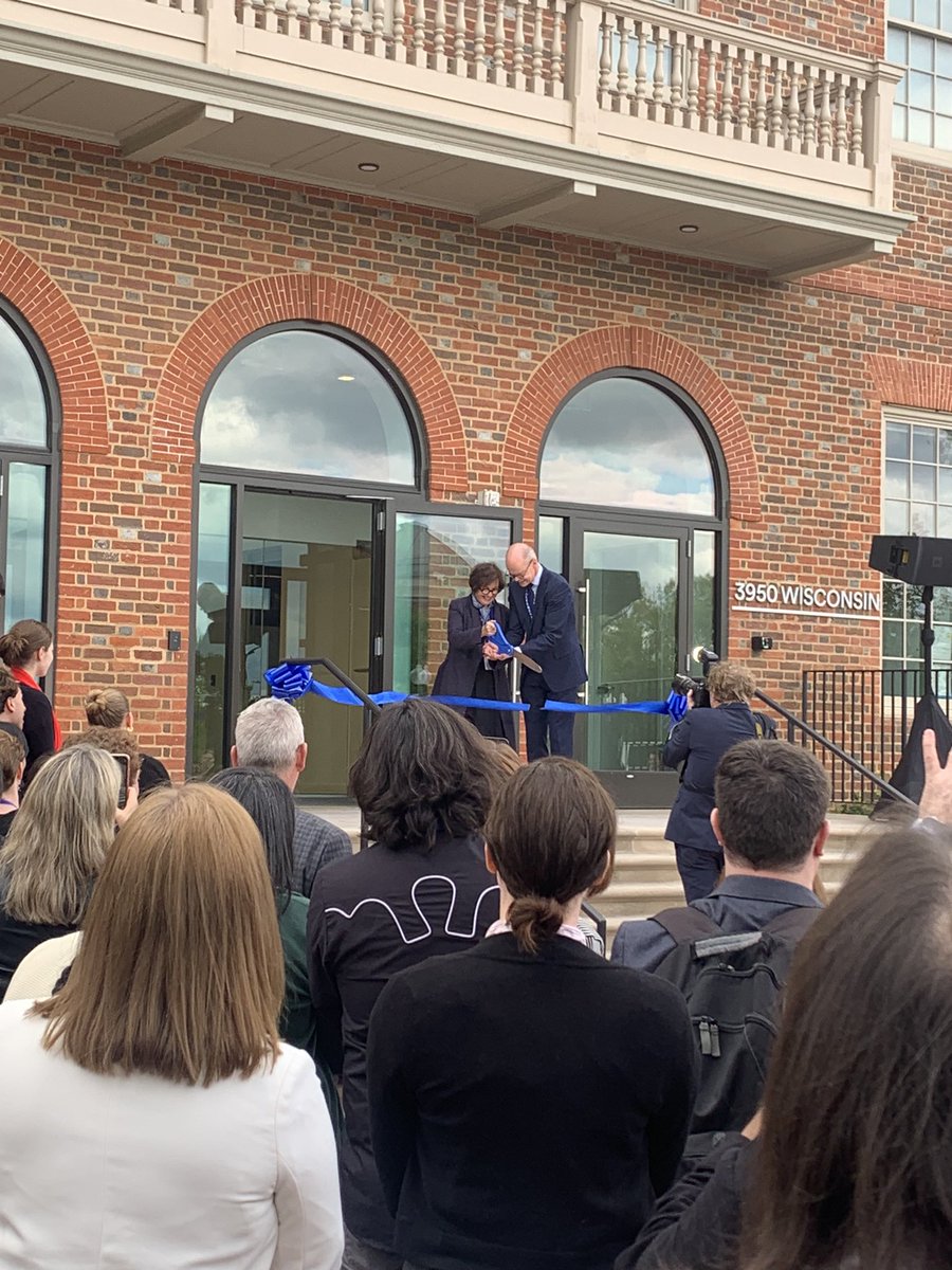 YesMsWess's tweet photo. AASP was honored to be able to attend the IB Global Center grand opening in DC! @PwcsSpecialty @LDMcDade https://t.co/sT3l02HFf5