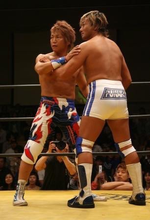 hidakaikuto's tweet photo. 本日ショーンキャプチャー一族サイン会。
私は浜口道場で師匠FUNAKIさんにお会いして30年以上になりますが、師匠と会うといつも嬉しい。尊敬と共にその気持ちは変わらない…。
そんなお人柄の師匠。皆さん会いに来てください!
#TeamFunaki
#ショーンキャプチャー https://t.co/3lsiWlngOb