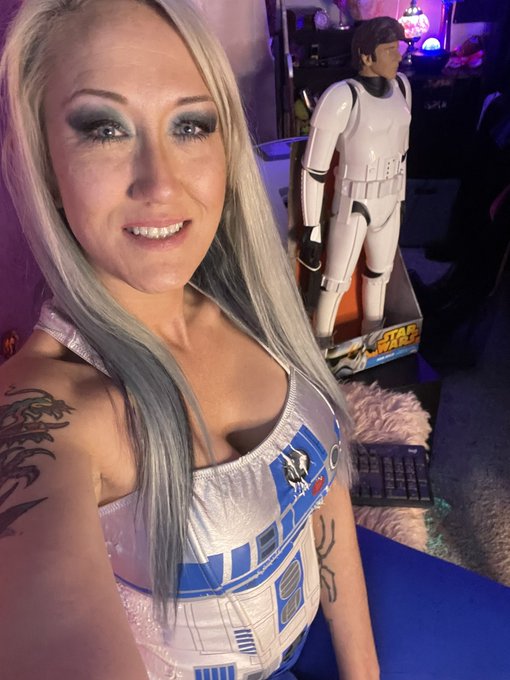 Come join me right now on @Cam4 https://t.co/JW6SyIwZt7 https://t.co/V9H5SgmPNv<a class="tags" href="/tag/cam4">@cam4</a><a href="/tag/newprofilepic"class="tags"><span>#newprofilepic</span></a>