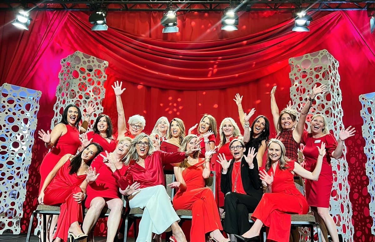 AHAArizona's tweet photo. THANK YOU to all of our 2023 #PHXGoRed for Women Luncheon attendees! We ❤️ you & your #FIERCE passion for heart health. 🎉💃🙌🏾 https://t.co/KZ4JRXJawE