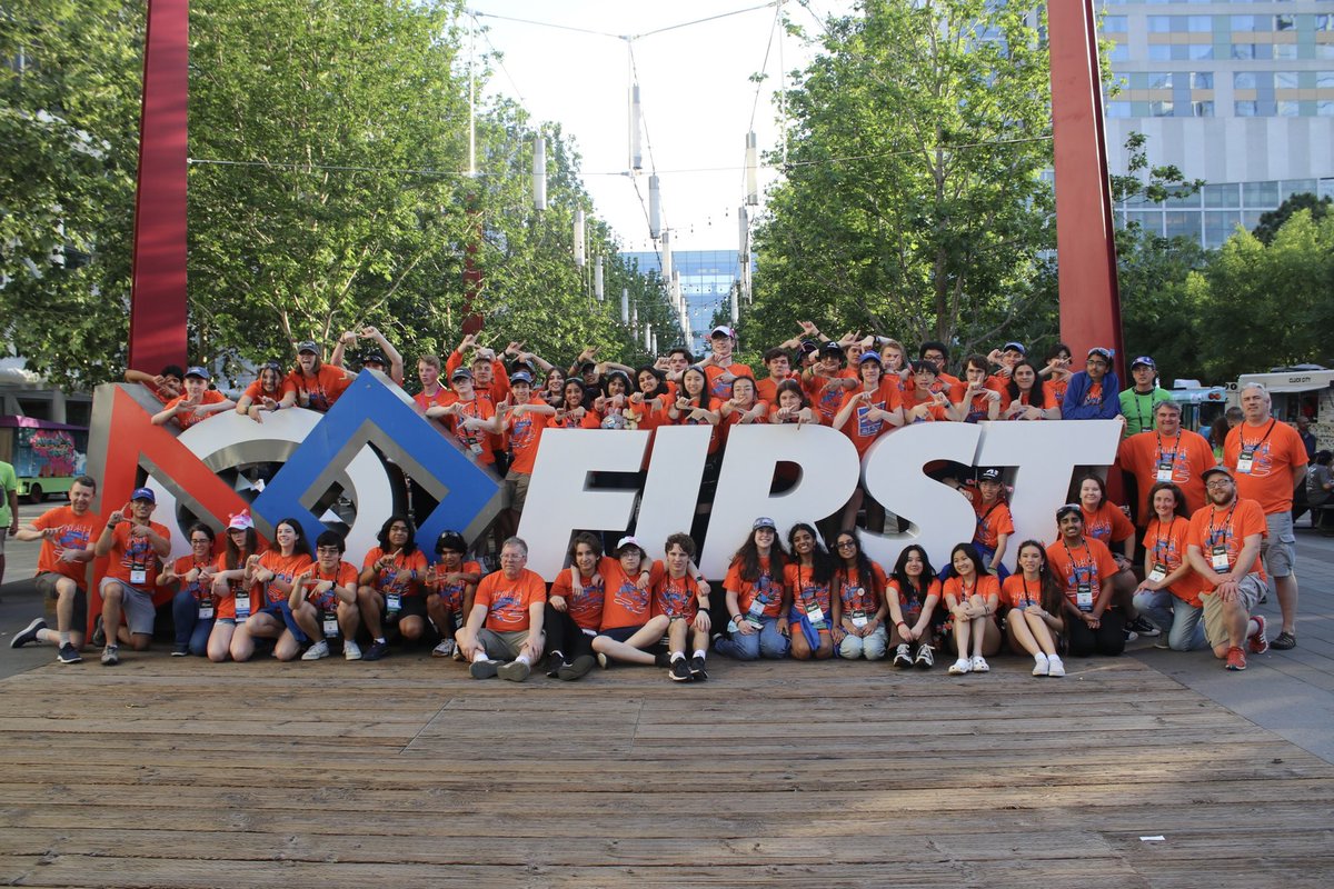 Lightning Robotics FRC862 tweet media