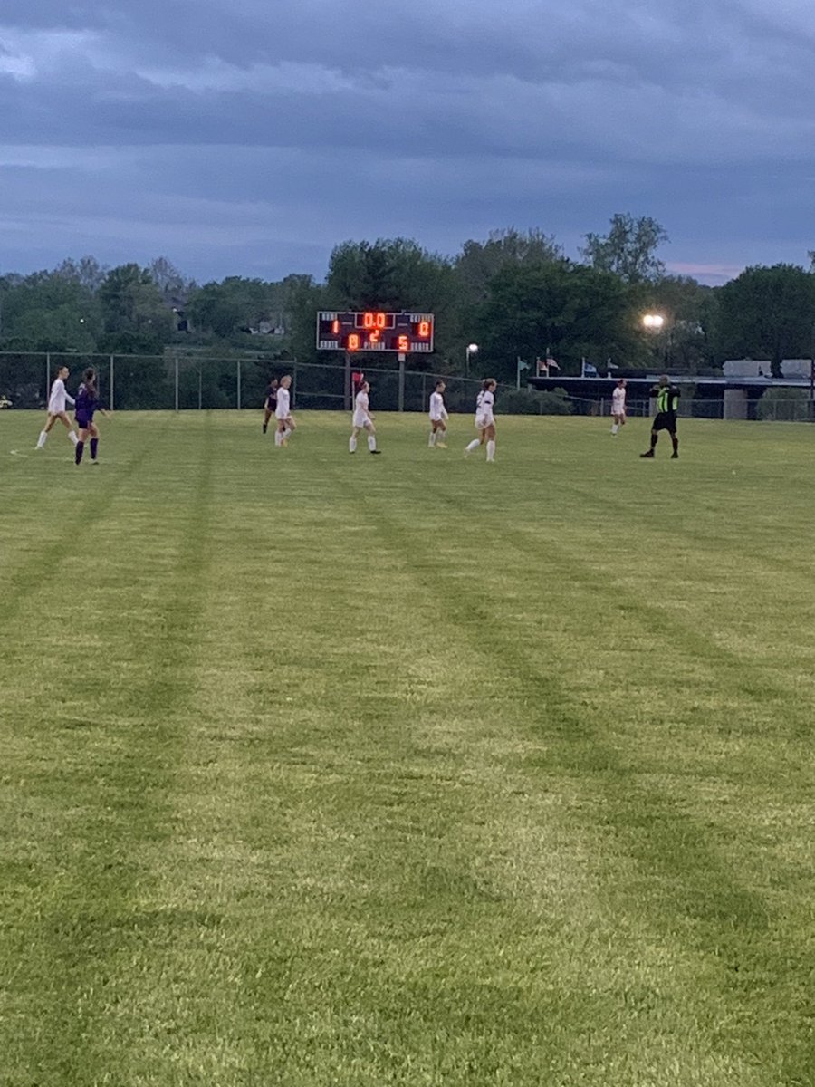 Hornets beat SJ Central 1-0. Great job ladies! <a href="/NKCwomensSoccer/">NKC Women's Soccer</a> <a href="/N2SportsNKCHS/">Northtown Hornet Sports</a>