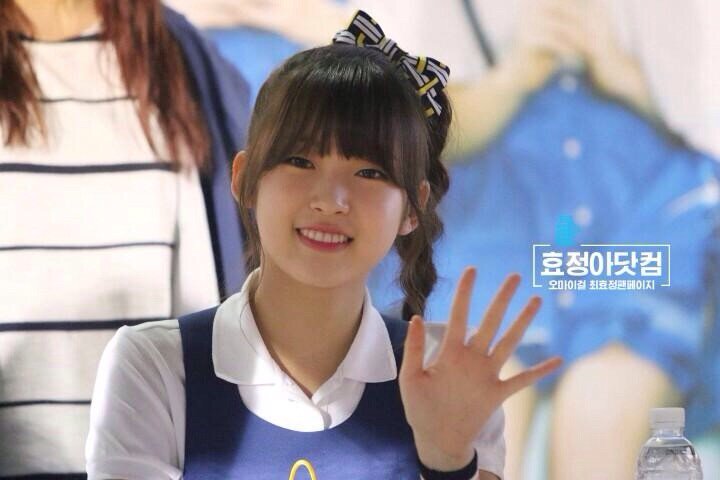 arinhours's tweet photo. (っ◔◡◔)っ ♥ #아린 #ARIN ♥ https://t.co/lm7cwbstDa