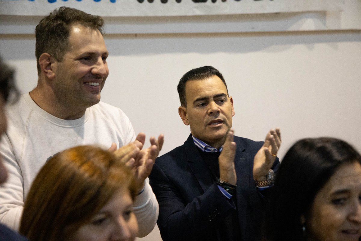 🙌 Presentes en el Plenario de la Seccional 12° con nuestros queridos amigos y amigas que siempre nos están brindando su apoyo. Gracias a todos por acompañarnos.

¡Juntos por nuestros candidatos! <a href="/JSchiaretti/">Juan Schiaretti</a> presidente, <a href="/MartinLlaryora/">Martín Llaryora</a> gobernador, <a href="/PasseriniOk/">Daniel Passerini</a> intendente. 💪