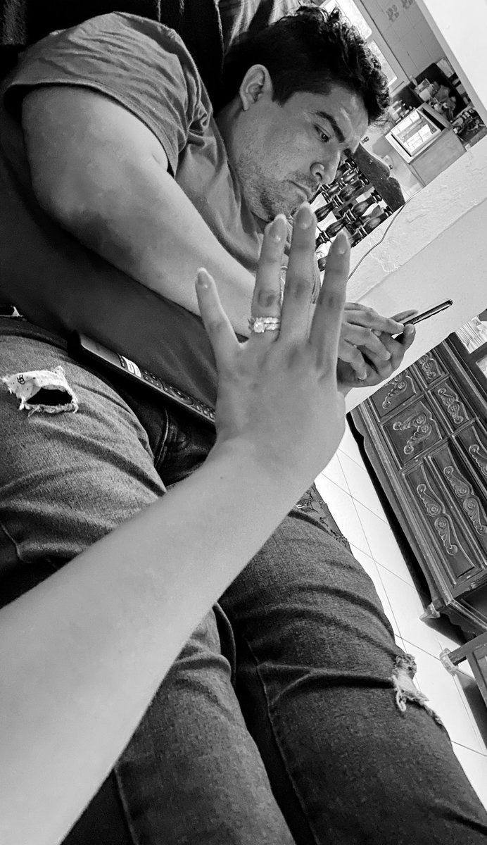 alheeemon's tweet image. Si sirven los amarres 🧙‍♀️📿💀🧿🪬