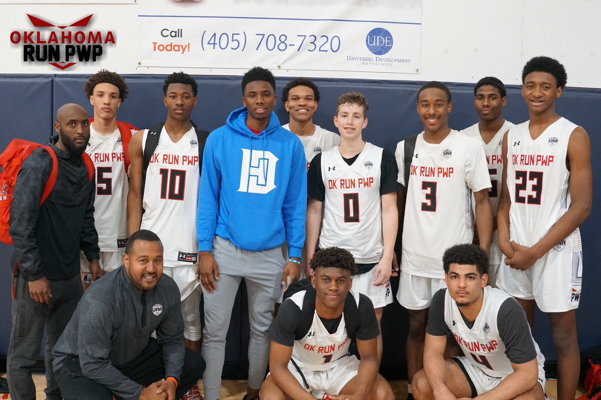 OklahomaRunPWP's tweet photo. Our hearts are broken to learn of the passing of @davon_R21. One of the best kids to come through our program and was apart of the PWP family for 10+ years. #RIP 💔 https://t.co/egwGhCMHwc