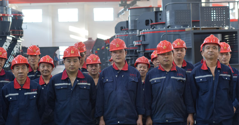 LoganZhang11's tweet image. Hard work and dedication are at the heart of every successful mining operation. At DBM, we're proud to provide high-quality machinery that helps our clients achieve their goals efficiently and safely.
#IndustrialMachine #StoneCrusherMachine #IndustrialEquipment