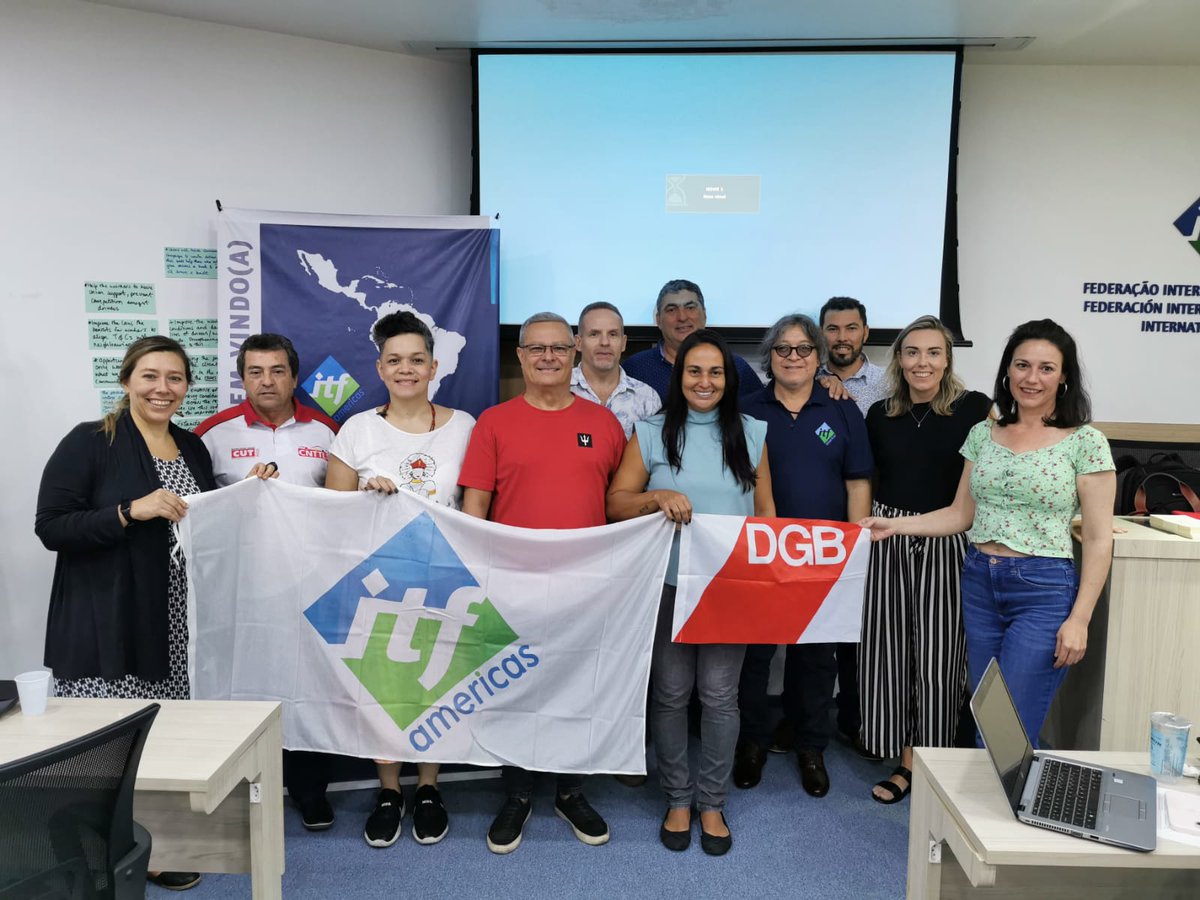 ITF_Americas's tweet photo. Nesta semana, representantes de #Camioneros, #FEPATRAT, #CNTTL e #CNTTT se reuniram no escritório regional para o planejamento do projeto de  corredores bioceânicos que promoverá o trabalho decente na América do  Sul. Foi apoiada pela DGB Bildungswerk e Union Building.

#SomosITF https://t.co/ZslYnEhcMF