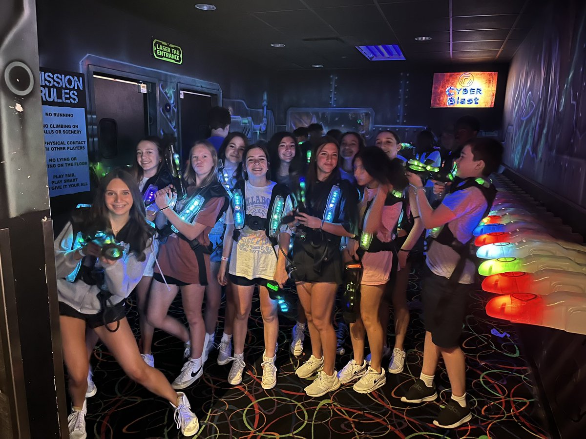 ScogginsMS's tweet photo. Our 8th Grade class had a FUN time celebrating their middle school time at Pinstack today! Thank you to our PTA and staff for making this event possible. https://t.co/1BdnAaqPo9