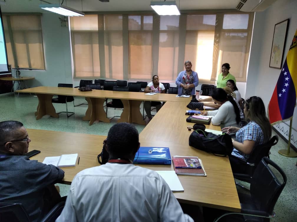 cmdnna_'s tweet photo. Este jueves 27 Abril realizamos una Mesa técnica en la #AVEC Altagracia con el objetivo de construir la hoja de ruta para fortalecer los procesos de protección integral de los derechos colectivos de niños, niñas y adolescentes estudiantes afiliados a la AVEC. https://t.co/7nfbOuus0v