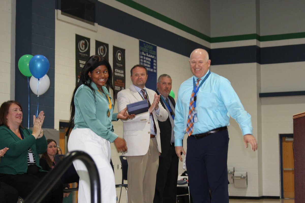 HawksSG's tweet image. The Senior Outstanding Athlete Award exemplifies leadership, sportsmanship, academic achievement, and outstanding athletic performance.
Congrats to our winners: Donovan Brooks &amp;amp; Faith Riley. #SGClassOf2023 @STGAthletics