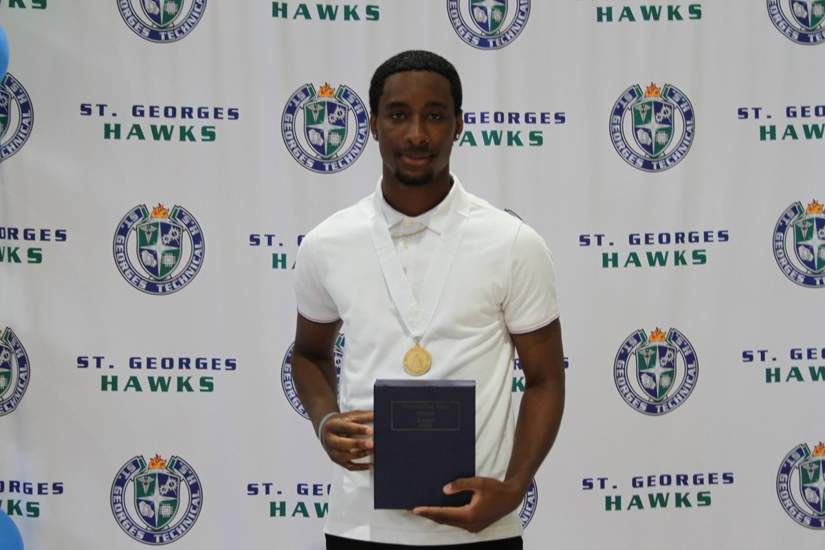 HawksSG's tweet image. The Senior Outstanding Athlete Award exemplifies leadership, sportsmanship, academic achievement, and outstanding athletic performance.
Congrats to our winners: Donovan Brooks &amp;amp; Faith Riley. #SGClassOf2023 @STGAthletics