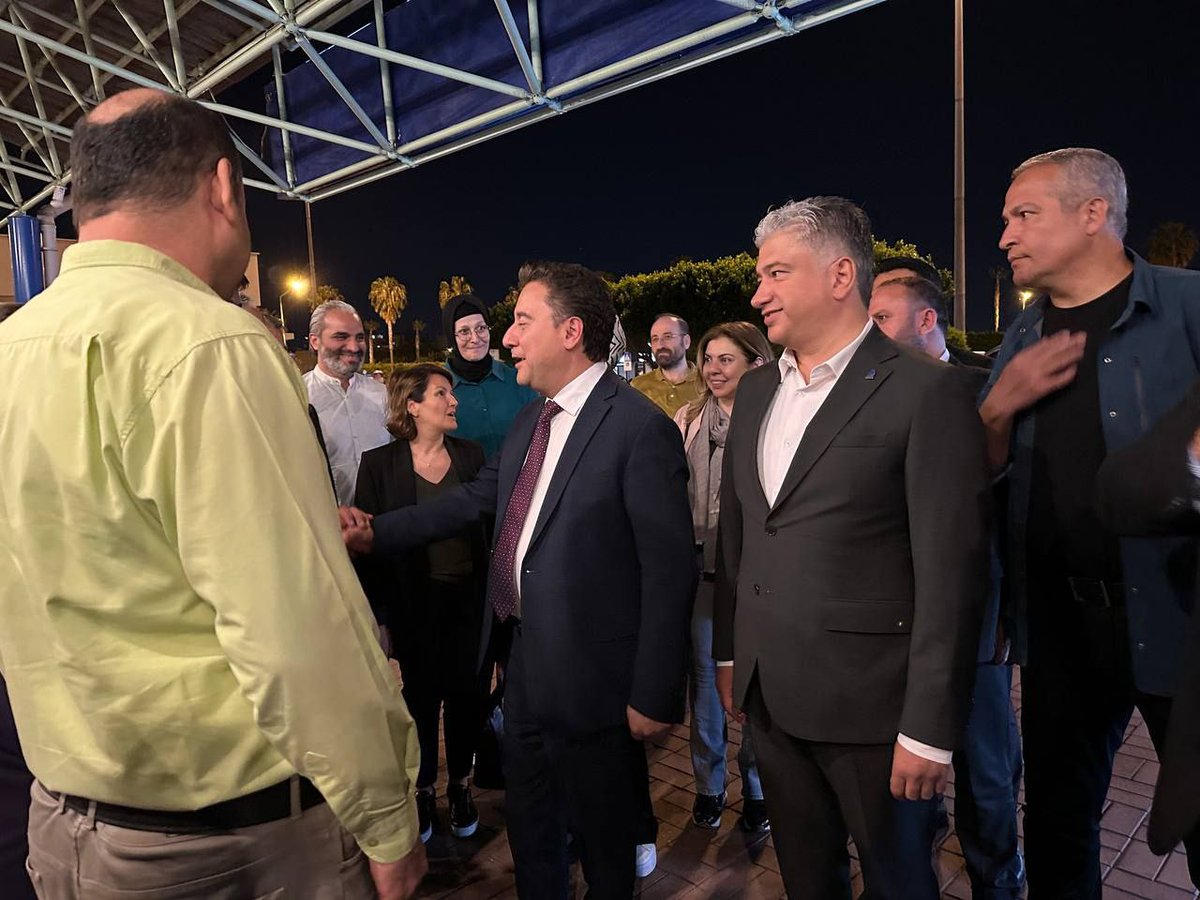 sadullahkisacik's tweet photo. Kahramanmaraş ve Gaziantep programlarını tamamlayan genel başkanımız sayın Ali Babacan'ı Adana Şakirpaşa havaalanından Ankara'ya uğurladık. https://t.co/FekELrIljn