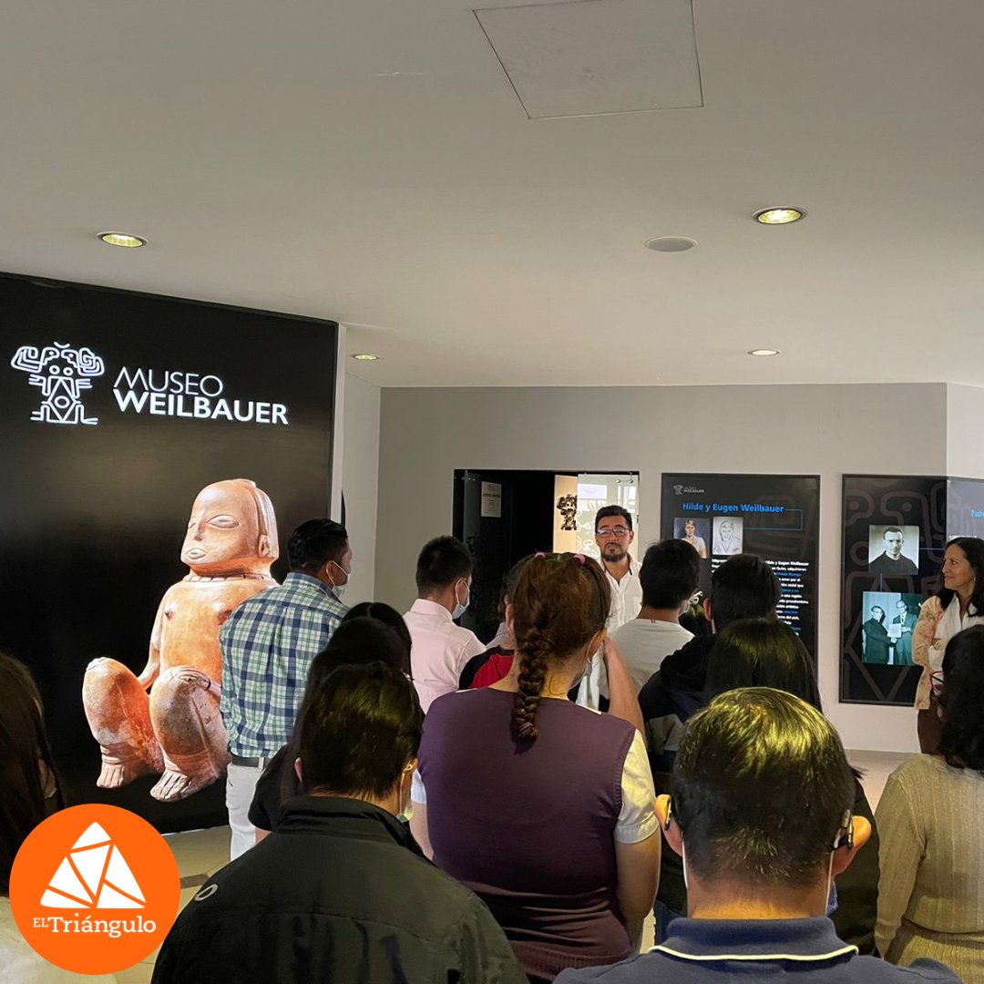 ElTrianguloEc's tweet photo. ¡Nuestros estudiantes enriqueciendo su conocimiento en el Museo Arqueológico Weilbauer de la Pontificia Universidad Católica del Ecuador! 🏛️📚 https://t.co/26xAErbynQ
