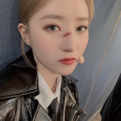 NlGHTMAREOFF's tweet photo. ㅤ ֺ  ׅ⠀⠀ ︎𝔫𝔦𝔤𝔥𝔱 ︎ ︎ ─ ︎ ︎ 𝖒𝖆𝖗𝖊 ⠀⠀⠀ ☪︎ ⠀⠀⠀ 〔  ɘ͠vent  〕 ...  𝐮pdαte   𖤍     #𝖱𝖾𝗀𝗂𝗆𝖾𝚃𝙾𝚄𝚁안에𝐊𝐋𝔇𝟺

Aihara peleó a muerte por su pase vip ya que no quería perderse de ver a estos reyes en vivo y directo su último día de tour. https://t.co/dIUEoIhvhv
