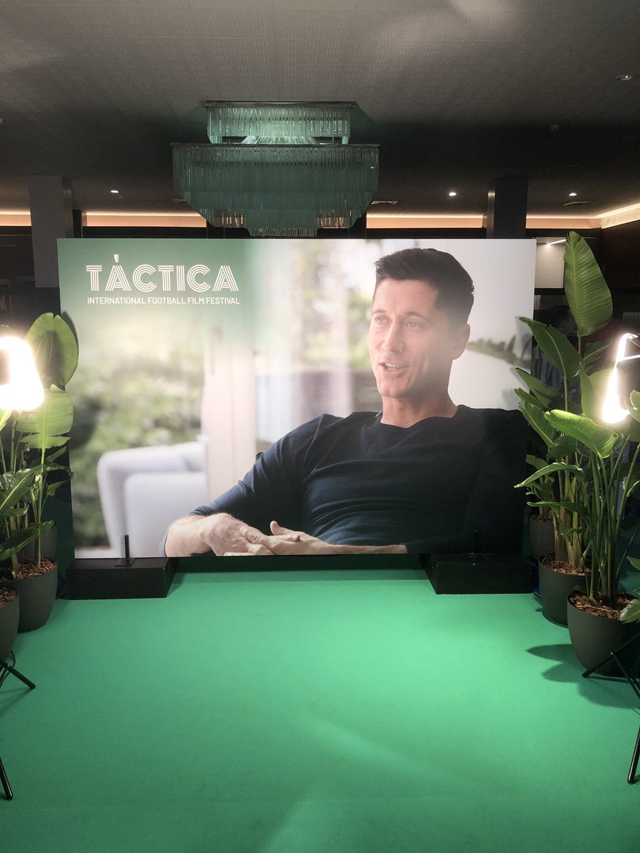 🎬 Hoy se ha inaugurado en Barcelona <a href="/TacticaFest/">Táctica Film Festival</a>, un festival audiovisual de fútbol

😍⚽️ 4 días de recordar y descubrir personajes y historias