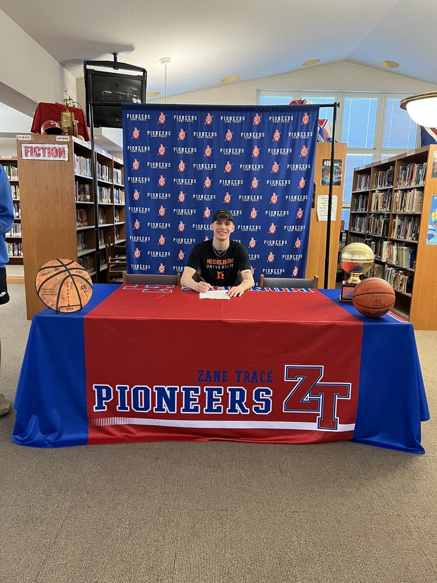 sameolbrownsfan's tweet photo. Official ⚔️🧡🖤🏀 @BergMensBBall https://t.co/zX9WODjPTp