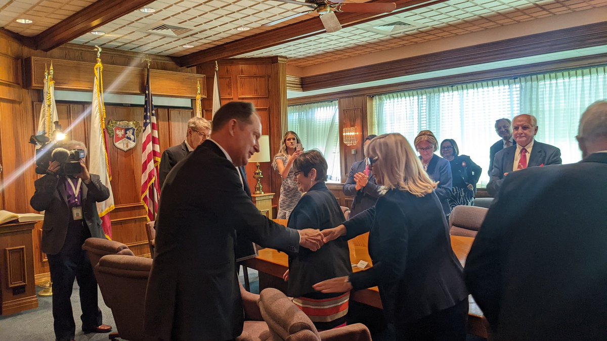 Joanna Marszałek (@joannajmars) on Twitter photo U.S. Ambasador to Poland <a href="/USAmbPoland/">Ambasador USA w Polsce</a> at the Polish National Alliance in Chicago today U.S. Ambasador to Poland <a href="/USAmbPoland/">Ambasador USA w Polsce</a> at the Polish National Alliance in Chicago today